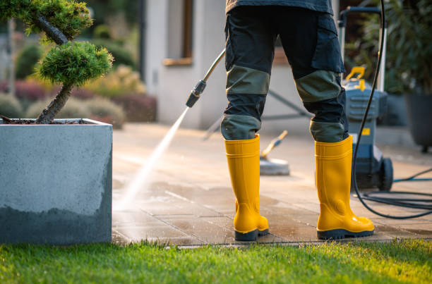 Garage Pressure Washing in Connersville, IN
